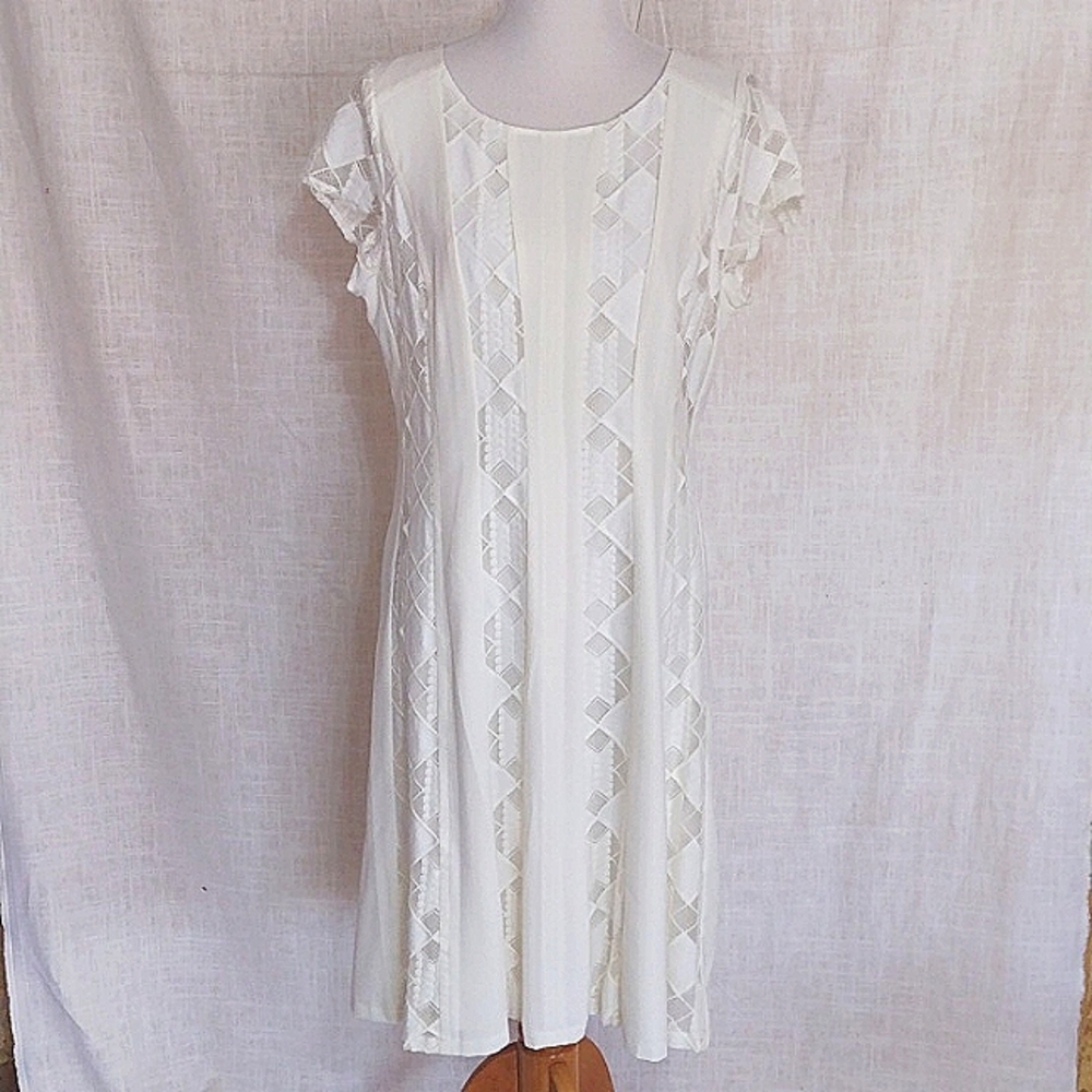 NWOT Rafaella lace overlay cap-sleeve fit and flare dress!